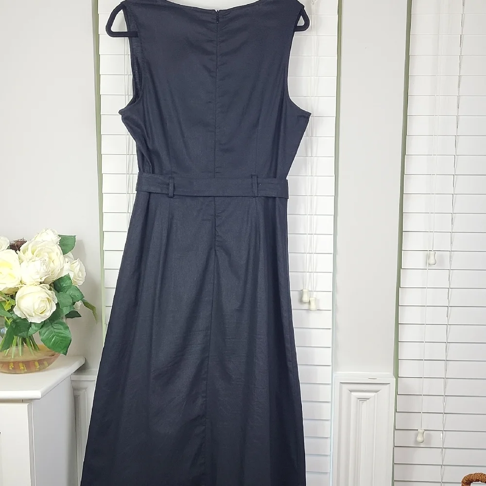 Banana Republic linen blend Classic Black Sleeveless Belted Midi Dress. Size 10‎